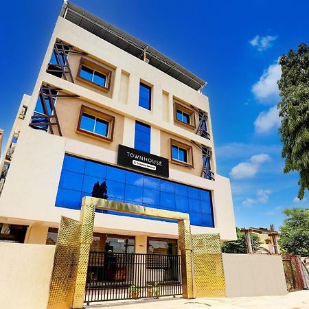 Super Townhouse Hoshangabad Road Near Aashima Mall Samarda Kaliāsot 외부 사진