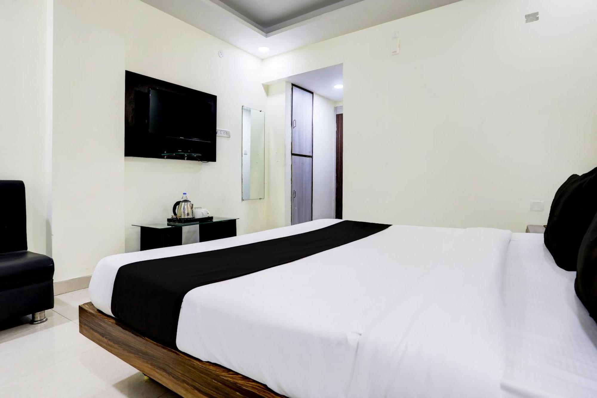 Super Townhouse Hoshangabad Road Near Aashima Mall Samarda Kaliāsot 외부 사진